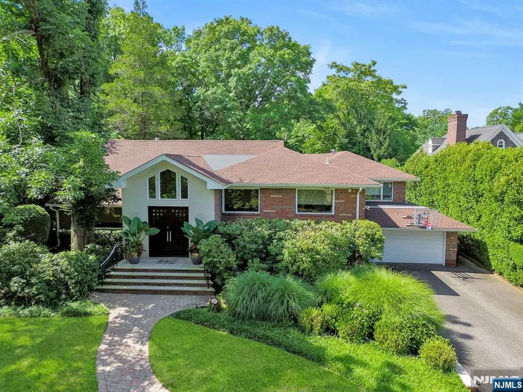 278 Fountain Road Englewood NJ 07631