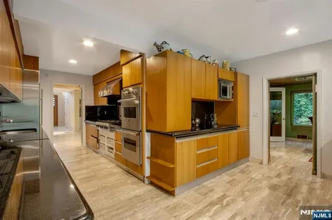 278 Fountain Road Englewood NJ 07631