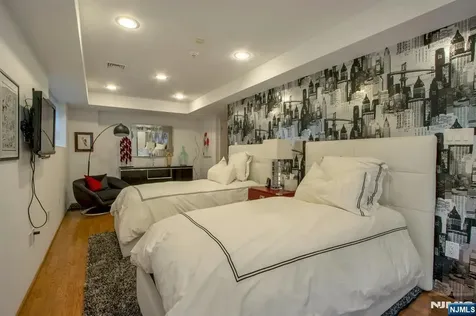 278 Fountain Road Englewood NJ 07631