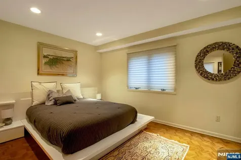 278 Fountain Road Englewood NJ 07631