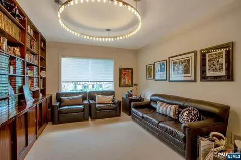 278 Fountain Road Englewood NJ 07631
