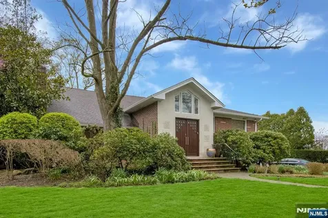 278 Fountain Road Englewood NJ 07631
