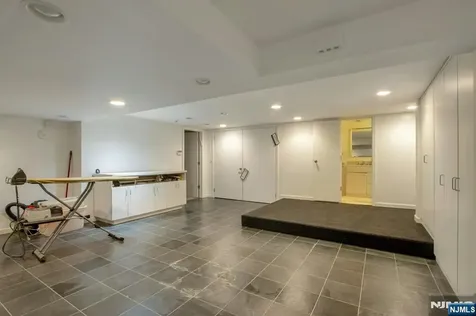 278 Fountain Road Englewood NJ 07631