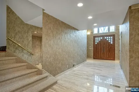 278 Fountain Road Englewood NJ 07631