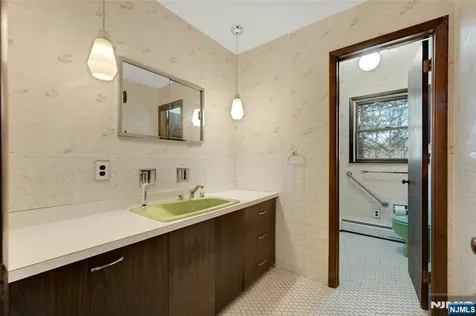 24 Deerhaven Lane Jefferson Township NJ 07435