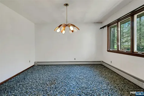 24 Deerhaven Lane Jefferson Township NJ 07435
