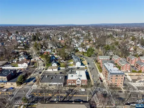 133 Cedar Lane Teaneck NJ 07666