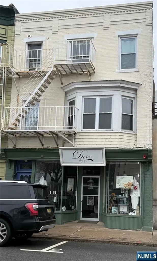 22 Prospect Street Ridgewood NJ 07450