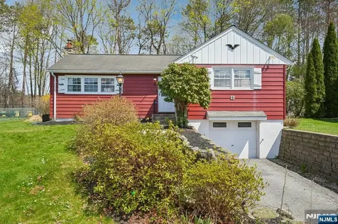 9 Cottonwood Court Hardyston NJ 07460