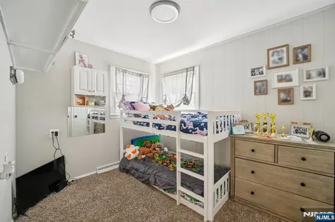 9 Cottonwood Court Hardyston NJ 07460