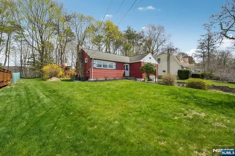 9 Cottonwood Court Hardyston NJ 07460