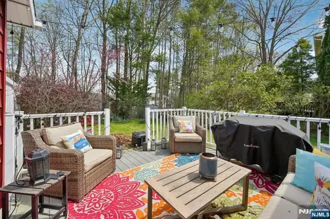 9 Cottonwood Court Hardyston NJ 07460