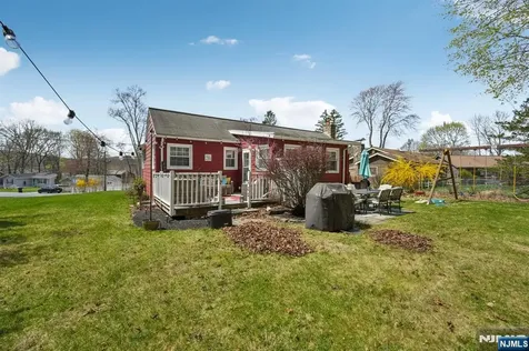 9 Cottonwood Court Hardyston NJ 07460