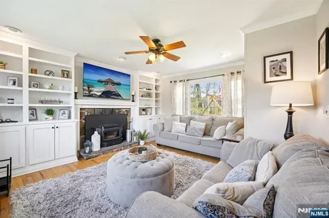 9 Cottonwood Court Hardyston NJ 07460