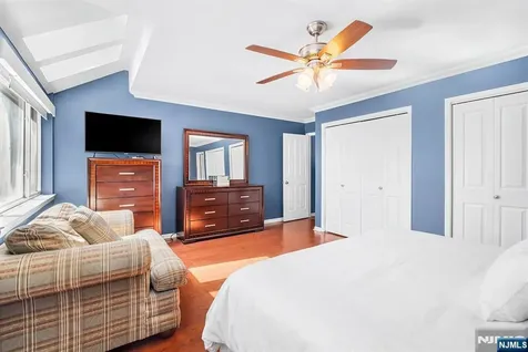 342 Pond Court Twp Of Washington NJ 07676