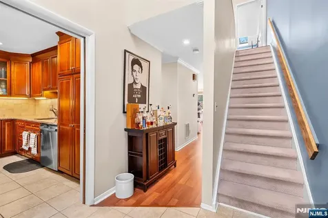 342 Pond Court Twp Of Washington NJ 07676