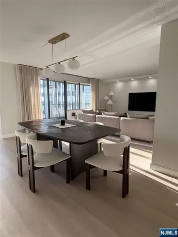 200 Winston Cliffside Park NJ 07010