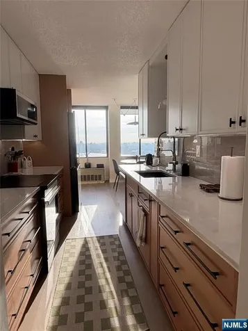 200 Winston Cliffside Park NJ 07010