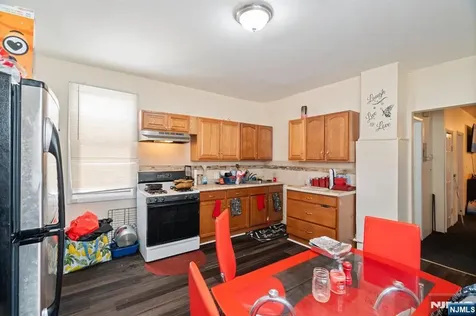 80 Pennington Street Paterson NJ 07501
