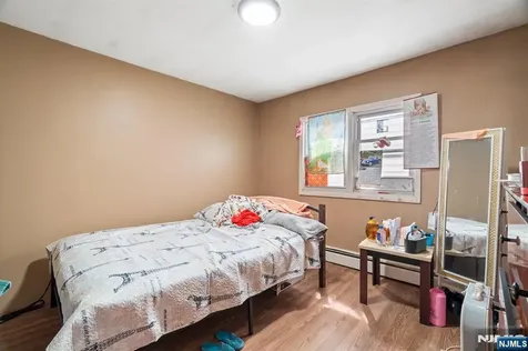 80 Pennington Street Paterson NJ 07501