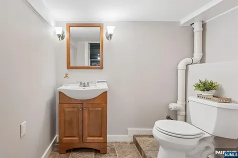 60 Arnold Terrace South Orange Village NJ 07079