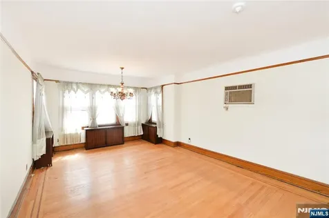 7501 3rd Avenue North Bergen NJ 07047
