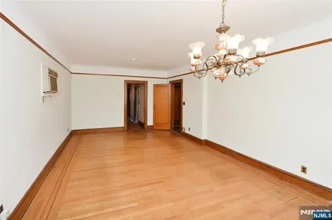 7501 3rd Avenue North Bergen NJ 07047