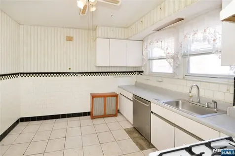 7501 3rd Avenue North Bergen NJ 07047