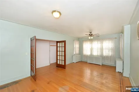 7501 3rd Avenue North Bergen NJ 07047