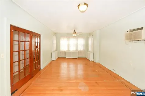7501 3rd Avenue North Bergen NJ 07047