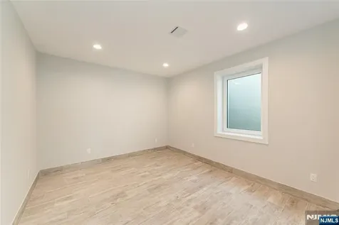 722 Erie Road Paramus NJ 07652