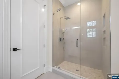 11 Alford Drive Saddle River NJ 07458