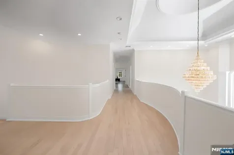 11 Alford Drive Saddle River NJ 07458