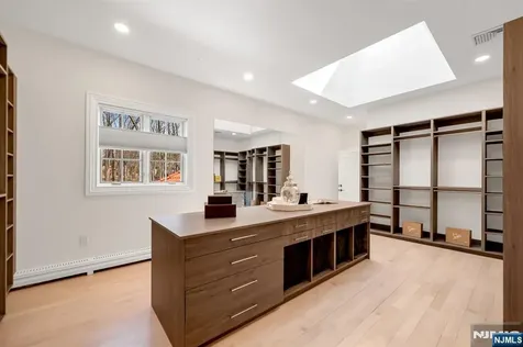 11 Alford Drive Saddle River NJ 07458