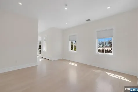 11 Alford Drive Saddle River NJ 07458