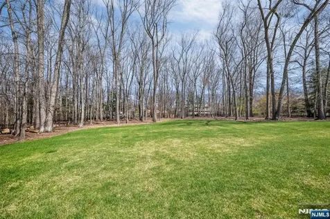11 Alford Drive Saddle River NJ 07458