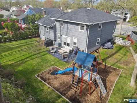 1073 Allessandrini Avenue New Milford NJ 07646
