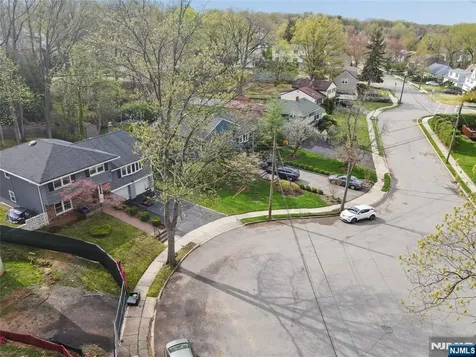 1073 Allessandrini Avenue New Milford NJ 07646
