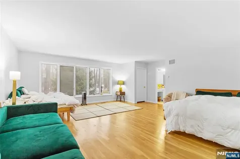 55 Hidden Ledge Road Englewood NJ 07631