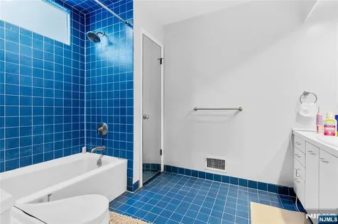 55 Hidden Ledge Road Englewood NJ 07631