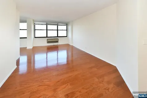 7004 Boulevard East Guttenberg NJ 07093