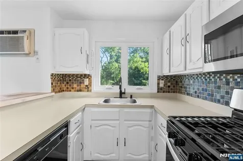 1616 74th Street North Bergen NJ 07047