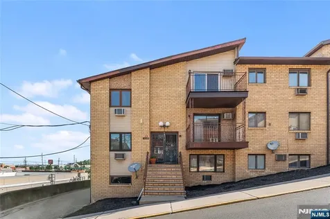 1616 74th Street North Bergen NJ 07047
