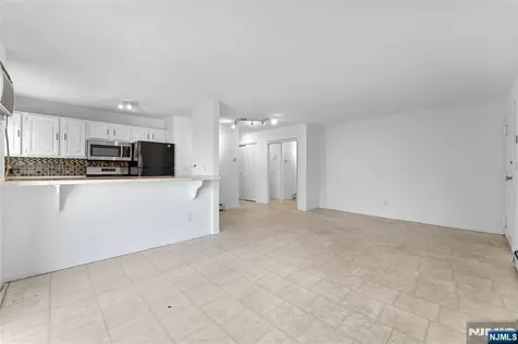 1616 74th Street North Bergen NJ 07047
