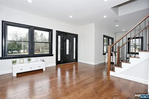 592 Fermery Drive New Milford NJ 07646