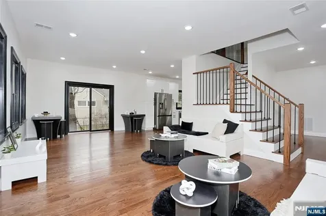 592 Fermery Drive New Milford NJ 07646