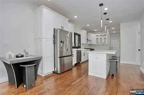 592 Fermery Drive New Milford NJ 07646