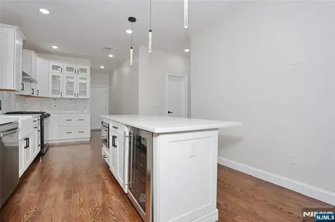 592 Fermery Drive New Milford NJ 07646