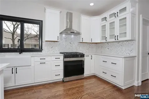 592 Fermery Drive New Milford NJ 07646