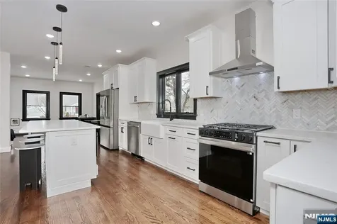 592 Fermery Drive New Milford NJ 07646